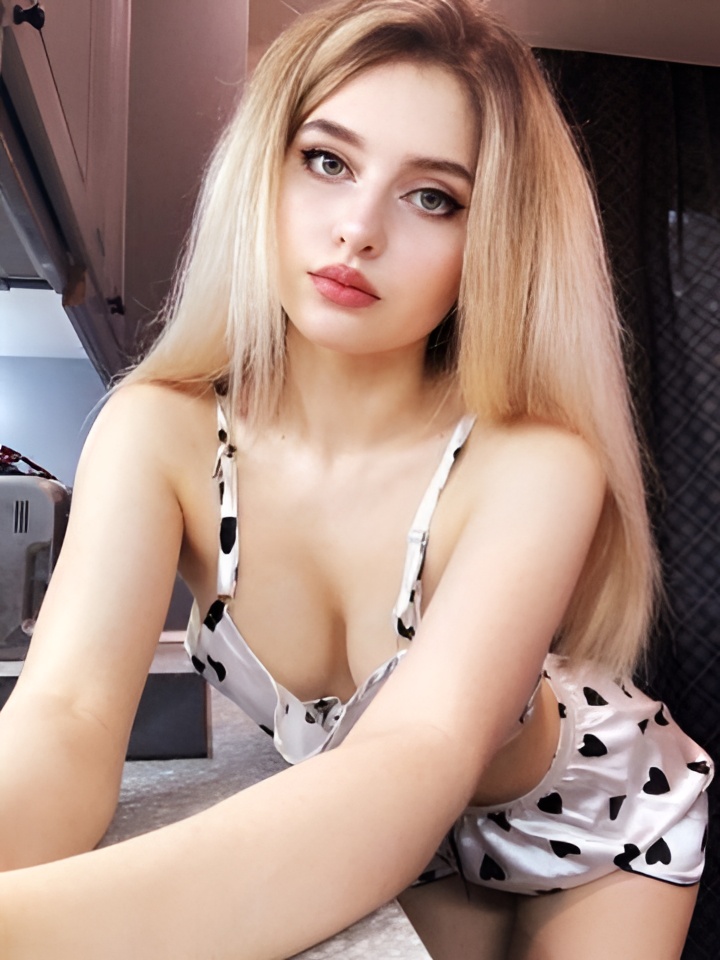 Надя привлекальеная девушка из Красногвардейска цена от 5000 руб