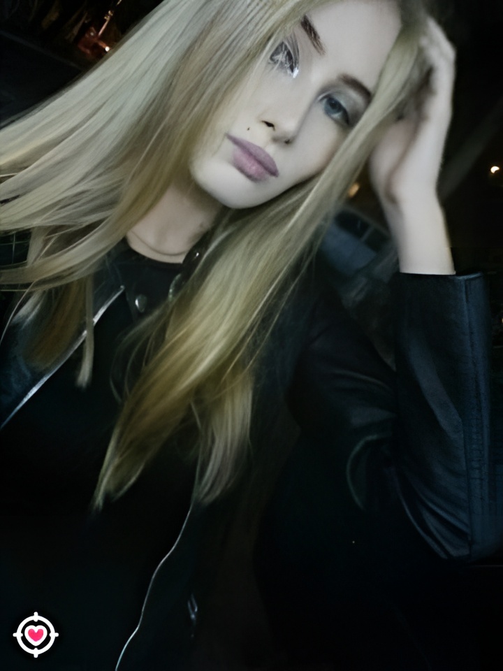 Олечка привлекальеная девушка из Красногвардейска цена от 5000 руб