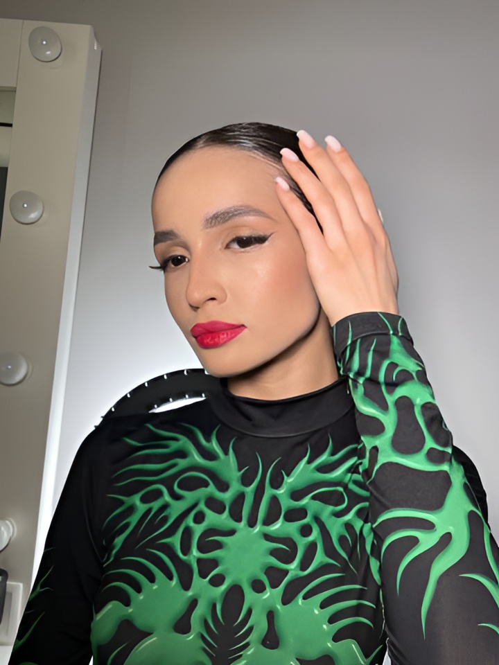 Снежанна привлекальеная девушка из Красногвардейска цена от 10000 руб