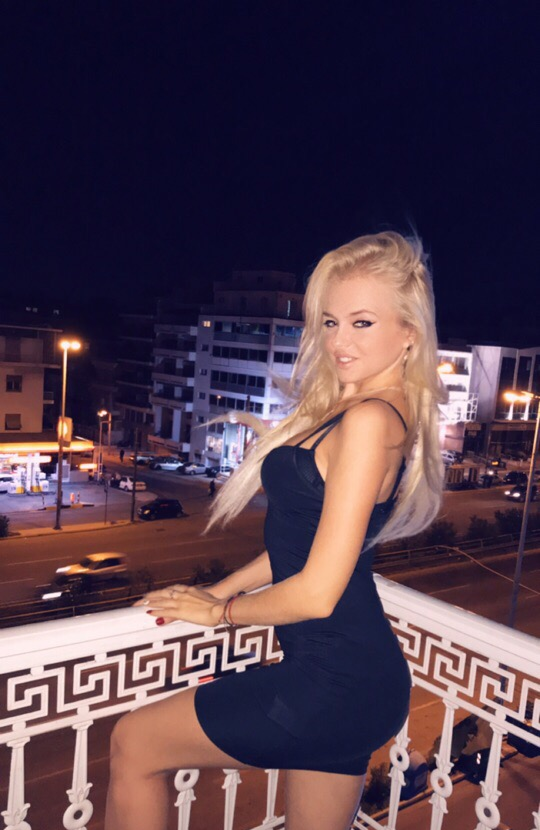 Кира привлекальеная девушка из Красногвардейска цена от 3500 руб