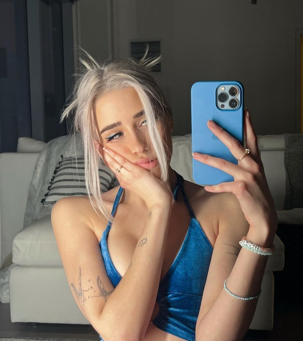 Ника привлекальеная девушка из Красногвардейска цена от 10000 руб