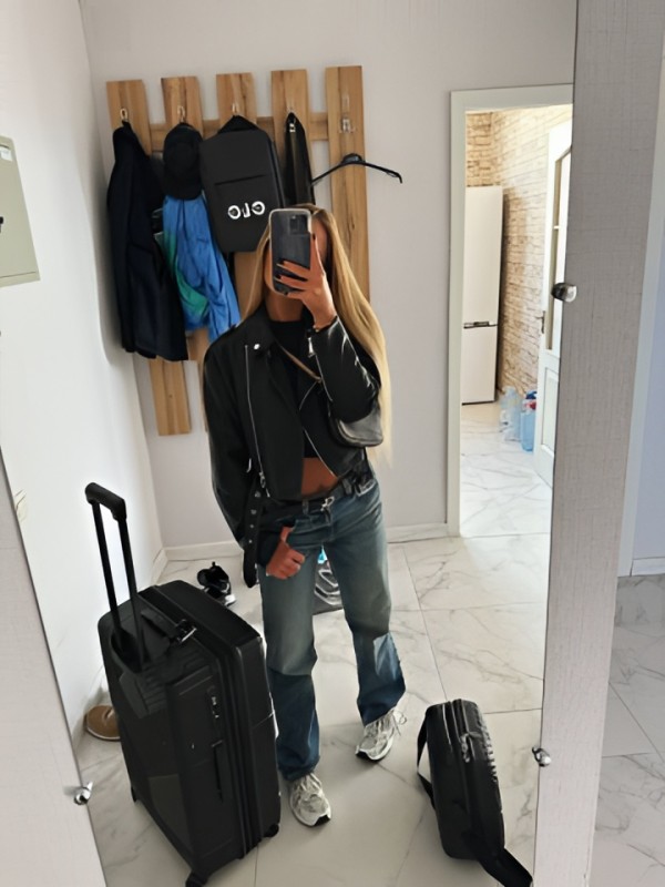 Агнесса привлекательная девушка из Красногвардейска цена от 4000 руб