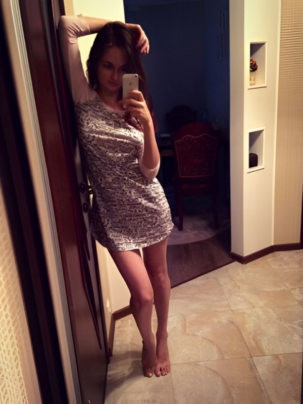 Эвелина привлекательная девушка из Красногвардейска цена от 2000 руб