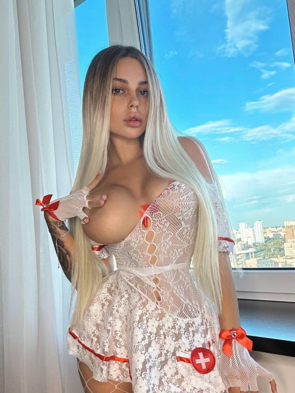 Мария привлекательная девушка из Красногвардейска цена от 8000 руб